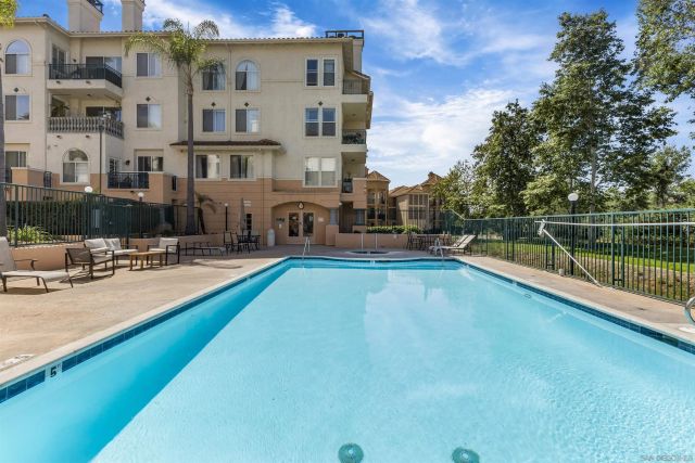 640 Camino De La Reina 1109, San Diego, CA 92108