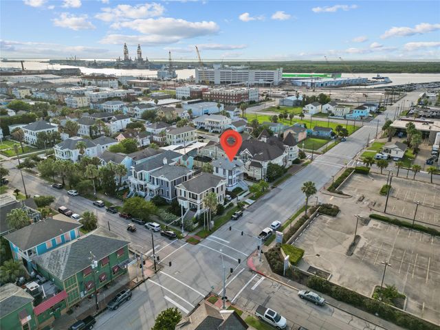 313 14th Street, Galveston, TX 77550