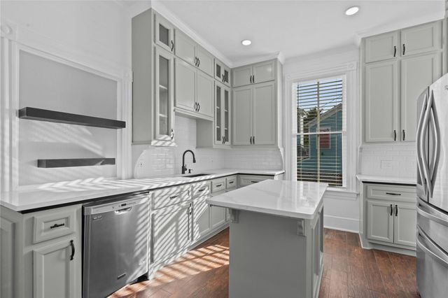 313 14th Street, Galveston, TX 77550