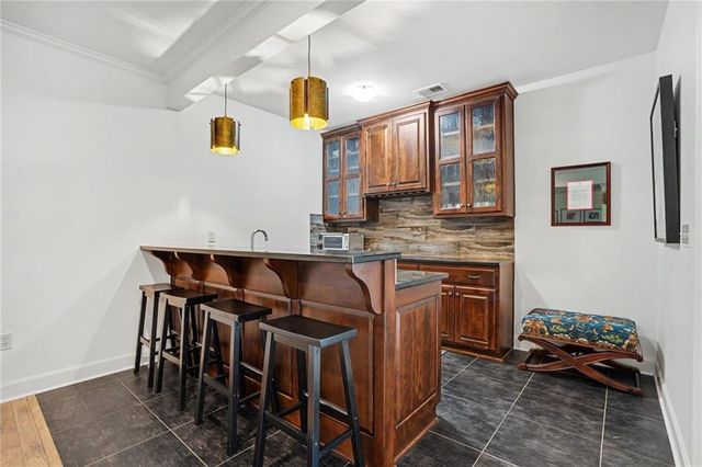 1905 NE 100th Terrace, Kansas City, MO 64155