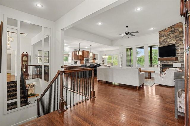 1905 NE 100th Terrace, Kansas City, MO 64155