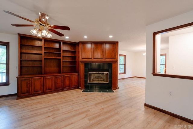 55 Crystal Court Circle, Heber Springs, AR 72543