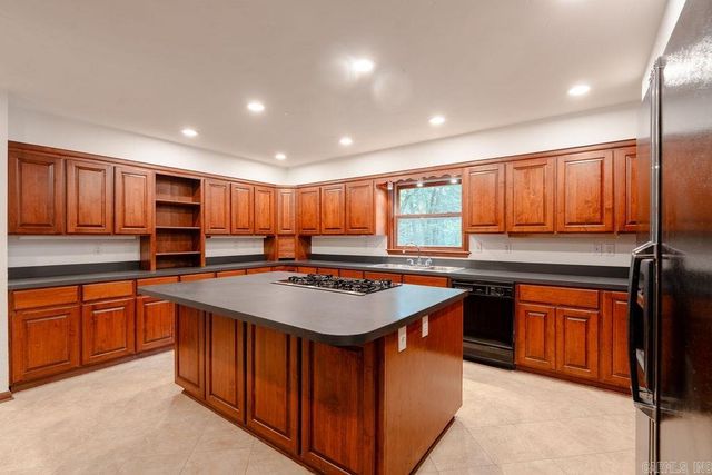 55 Crystal Court Circle, Heber Springs, AR 72543