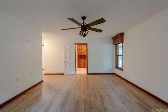 55 Crystal Court Circle, Heber Springs, AR 72543