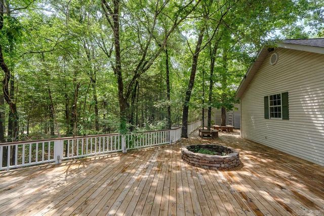 55 Crystal Court Circle, Heber Springs, AR 72543