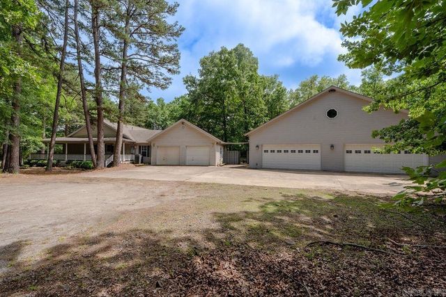 55 Crystal Court Circle, Heber Springs, AR 72543