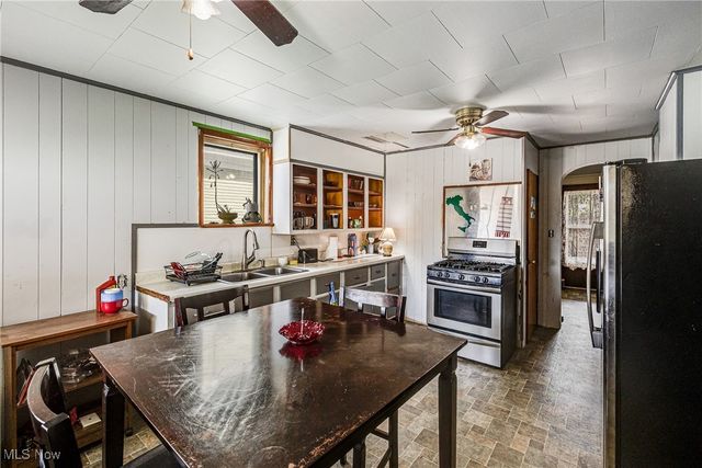 511 Aten Avenue, Wellsville, OH 43968