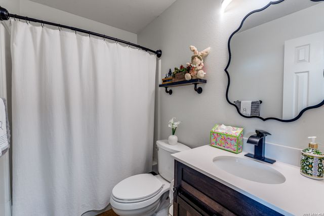 3919 Angel Trumpet, San Antonio, TX 78259