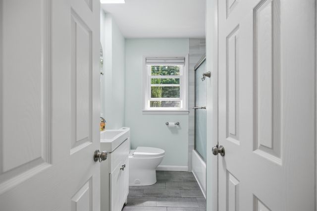 10 Linda Ave, Millbury, MA 01527