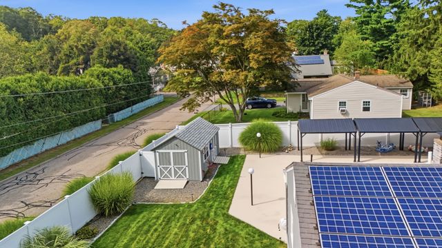 10 Linda Ave, Millbury, MA 01527