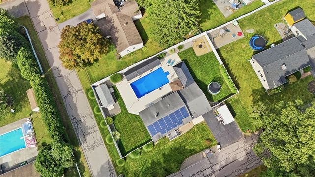 10 Linda Ave, Millbury, MA 01527