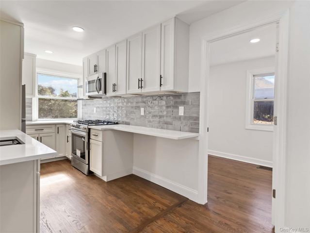 37 New Avenue, Yonkers, NY 10704