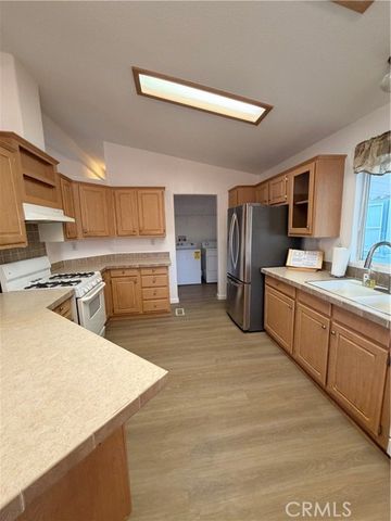 8450 G Avenue 57, Hesperia, CA 92345