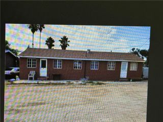690 N Perris Boulevard C, Perris, CA 92571