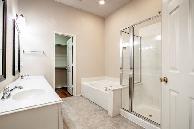 206 Meredith Court, Irving, TX 75063