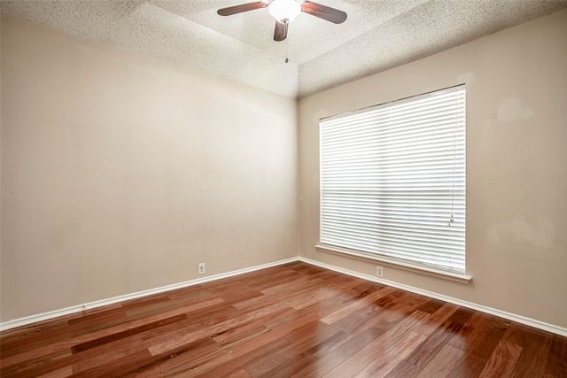 206 Meredith Court, Irving, TX 75063