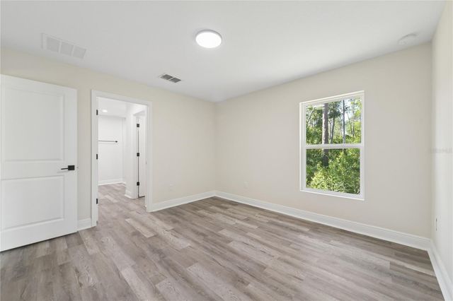 1460 11TH AVENUE, Deland, FL 32724