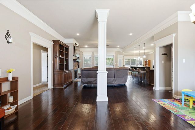 204 Forest Oak Drive, Jacksonville, AR 72076