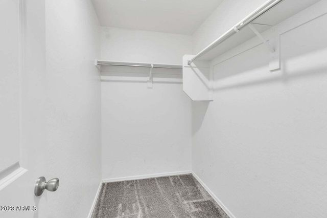 12575 W MIDWAY Avenue, Glendale, AZ 85307