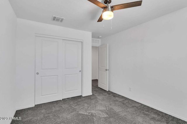 12575 W MIDWAY Avenue, Glendale, AZ 85307