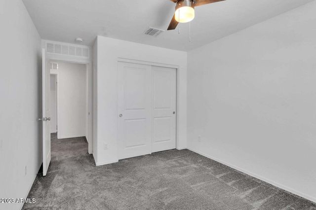 12575 W MIDWAY Avenue, Glendale, AZ 85307