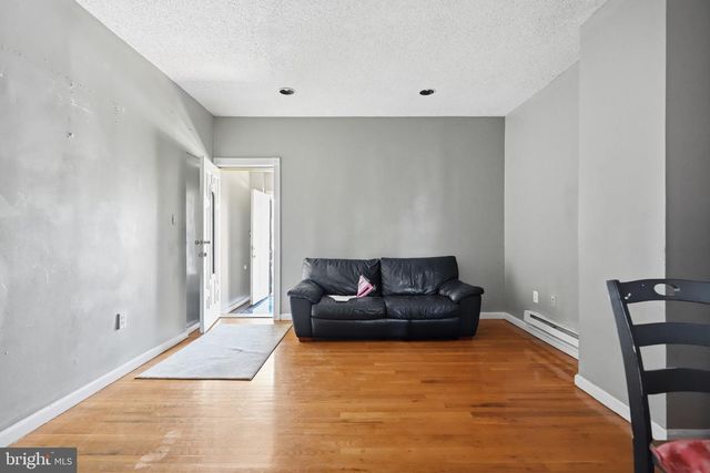 7277 SAYBROOK AVE, Philadelphia, PA 19142