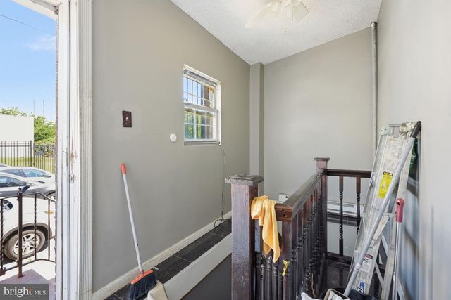 7277 SAYBROOK AVE, Philadelphia, PA 19142