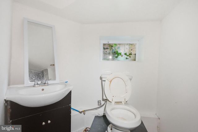 7277 SAYBROOK AVE, Philadelphia, PA 19142