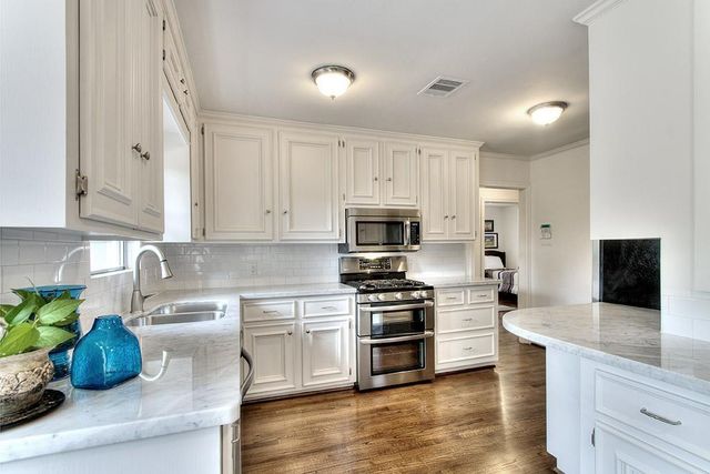 3110 Deal Street, Houston, TX 77025