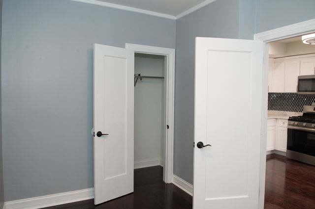 2026 W Mclean Avenue 2, Chicago, IL 60647