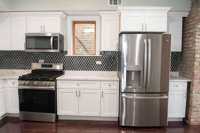 2026 W Mclean Avenue 2, Chicago, IL 60647