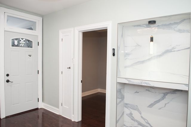 2026 W Mclean Avenue 2, Chicago, IL 60647