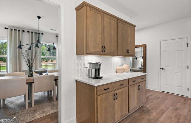 6137 Marigold Way, Atlanta, GA 30349