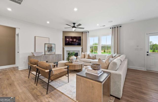 6137 Marigold Way, Atlanta, GA 30349