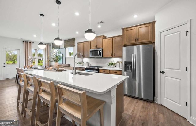 6137 Marigold Way, Atlanta, GA 30349