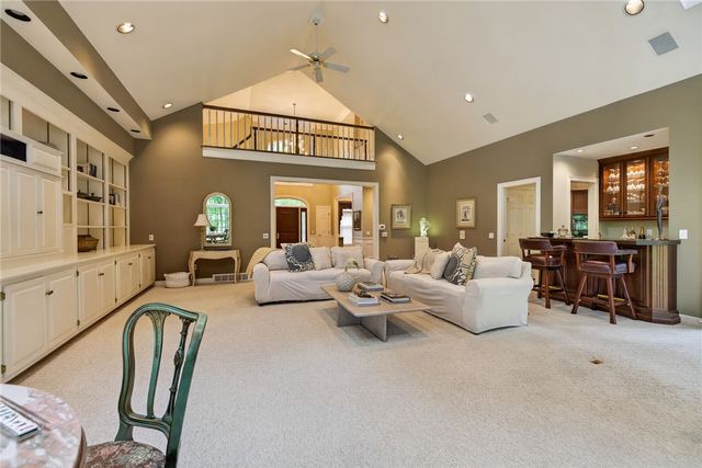 12 Buck Thorn Run, Victor, NY 14564