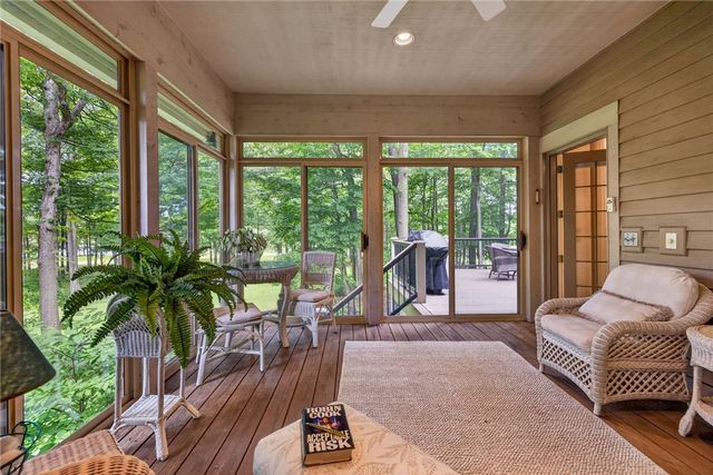 12 Buck Thorn Run, Victor, NY 14564