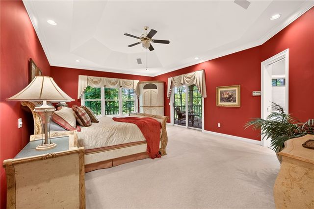 12 Buck Thorn Run, Victor, NY 14564