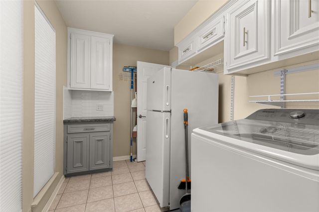 15918 Mesa Verde Drive, Houston, TX 77059