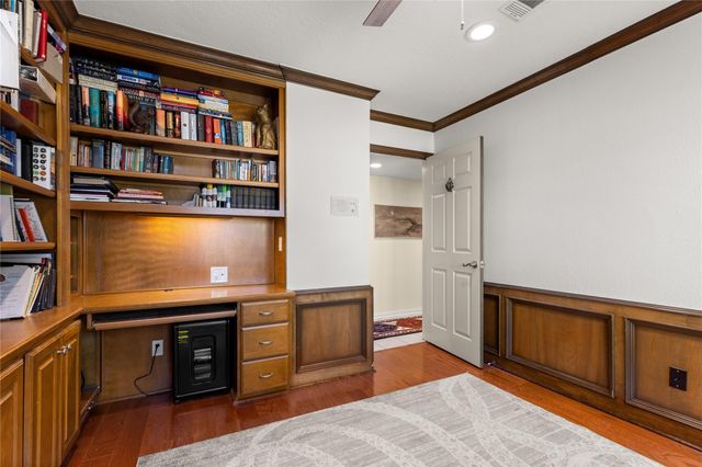 15918 Mesa Verde Drive, Houston, TX 77059