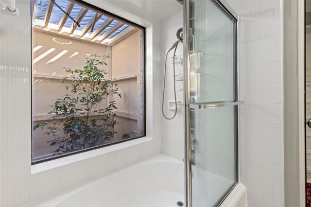 15918 Mesa Verde Drive, Houston, TX 77059