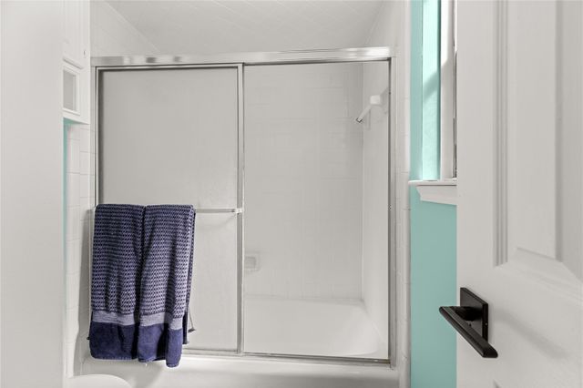 15918 Mesa Verde Drive, Houston, TX 77059