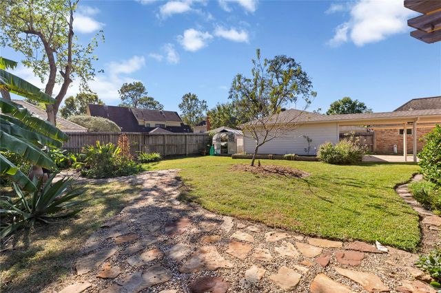 15918 Mesa Verde Drive, Houston, TX 77059