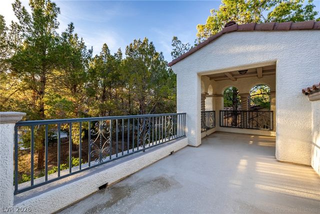 11849 Waterford Castle Court, Las Vegas, NV 89141