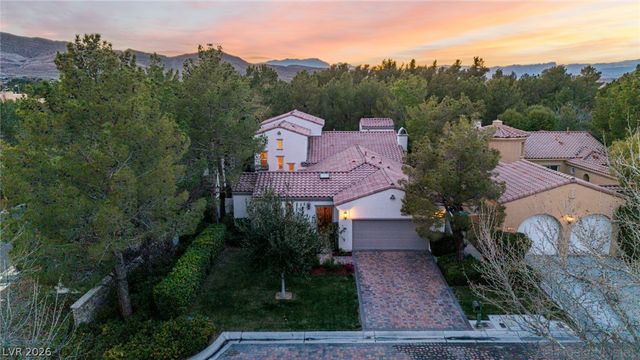 11849 Waterford Castle Court, Las Vegas, NV 89141