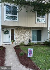 6435 ROCKSHIRE ST, Alexandria, VA 22315