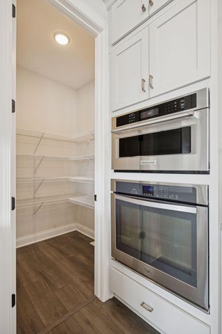 845 Juniper Circle N, Lake Elmo, MN 55042