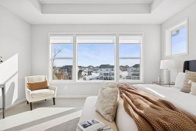 845 Juniper Circle N, Lake Elmo, MN 55042