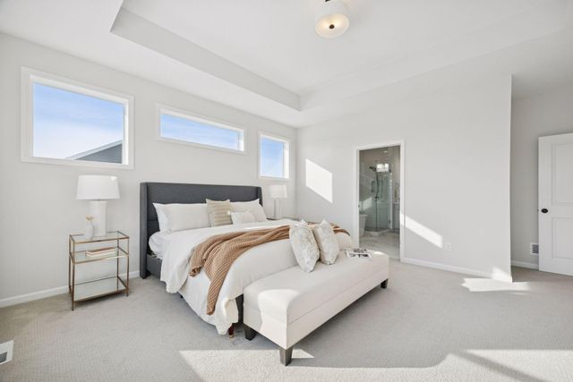 845 Juniper Circle N, Lake Elmo, MN 55042