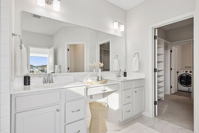 845 Juniper Circle N, Lake Elmo, MN 55042